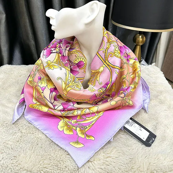Khăn Nữ Versace Jeans Couture Logo Print Detail Scarf Màu Hồng Tím