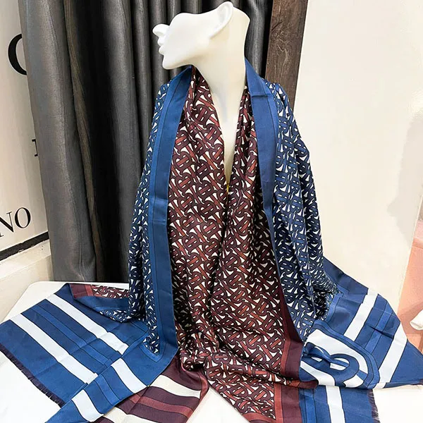 Khăn Quàng Cổ Nữ Burberry Multicolour Scarfl Phối Màu