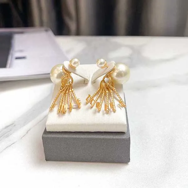 Khuyên Tai Nữ Dior Charm Khoá Trái Tim Màu Vàng - Trang sức - Vua Hàng Hiệu
