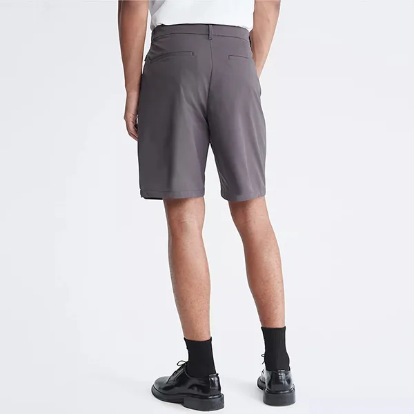 Quần Short Nam Calvin Klein CK Slim Fit Athletic Stretch 40QP613 021 Màu Xám Đậm Size 33