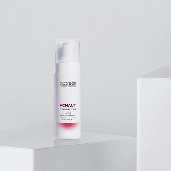 Sữa Rửa Mặt Tạo Bọt Biotrade Acnaut Cleansing Foam 150ml