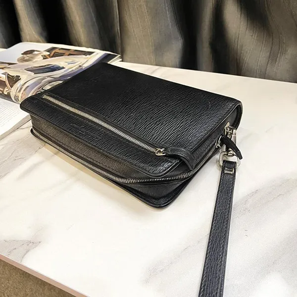 Túi Cầm Tay Nam Salvatore Ferragamo Clutch Màu Đen