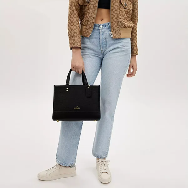 Túi Đeo Chéo Nữ Coach Dempsey Carryall CO976 Màu Đen