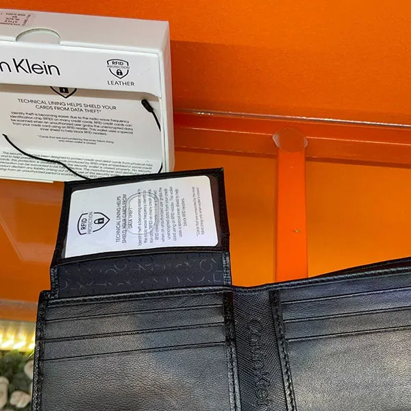 Ví Nam Calvin Klein CK Leather Men's Wallet 31KA220004 Màu Đen - Túi xách - Vua Hàng Hiệu