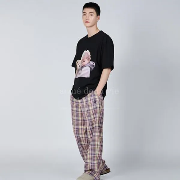 Áo Phông Acmé De La Vie ADLV Baby Face Bear Doll Hug Short Sleeve T-Shirt Black Màu Đen - Thời trang - Vua Hàng Hiệu