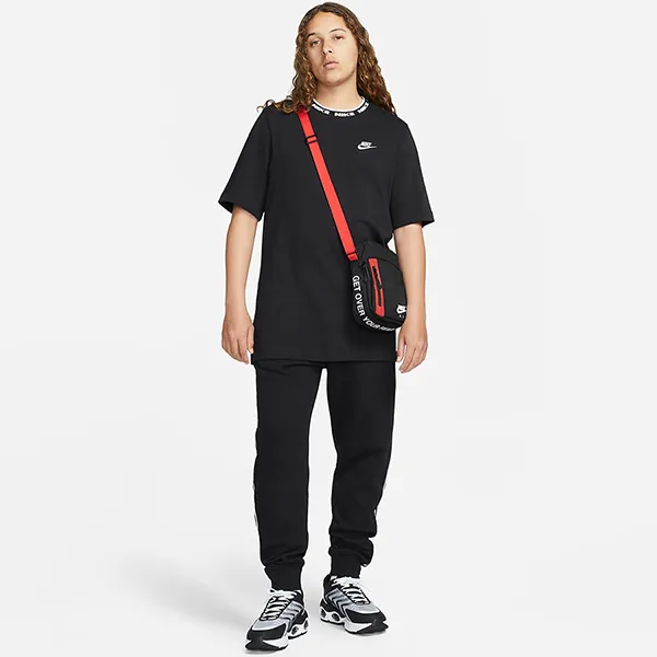 Áo Phông Nam Nike Sportswear Club Men's Short-Sleeve Top Tshirt FB7309-010 Màu Đen Size S