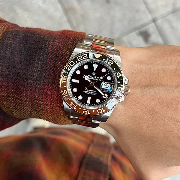 Đồng Hồ Nam Rolex GMT Master II 126711 Root Beer Màu Bạc/Vàng Hồng