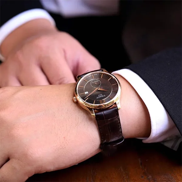 Đồng Hồ Nam Tissot Tradition Automatic Anthracite Dial Men's Watch T063.428.36.068.00 Màu Nâu Vàng Hồng
