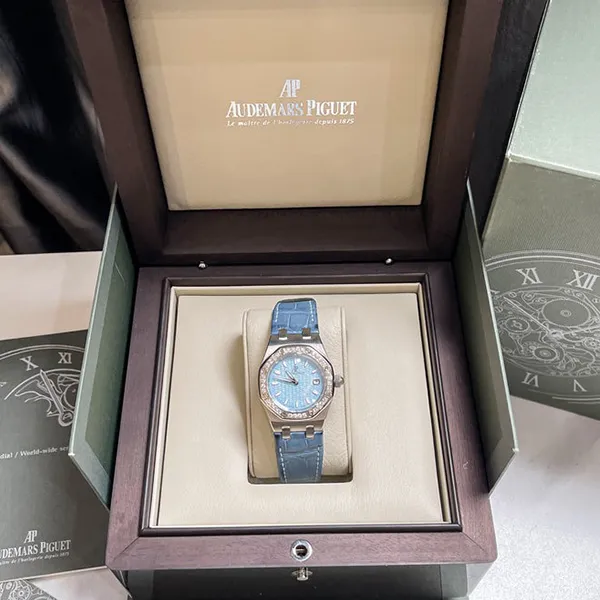 Đồng Hồ Nữ Audemars Piguet Royal Oak Lady Jewellery Watch Blue Leather 67601ST Màu Xanh Dương