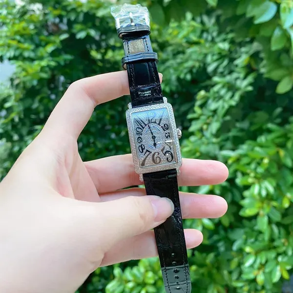 Đồng Hồ Nữ Franck Muller 952QZ Custom Full Diamond Màu Đen Bạc