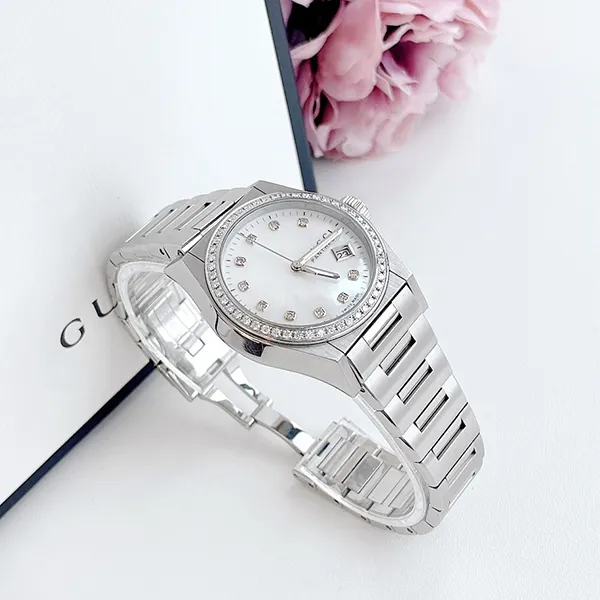 Đồng Hồ Nữ Gucci 115 Pantheon Mother Of Pearl Dial Diamond Watch YA115404 Màu Bạc ( Kèm Dây Da) - Đồng hồ - Vua Hàng Hiệu