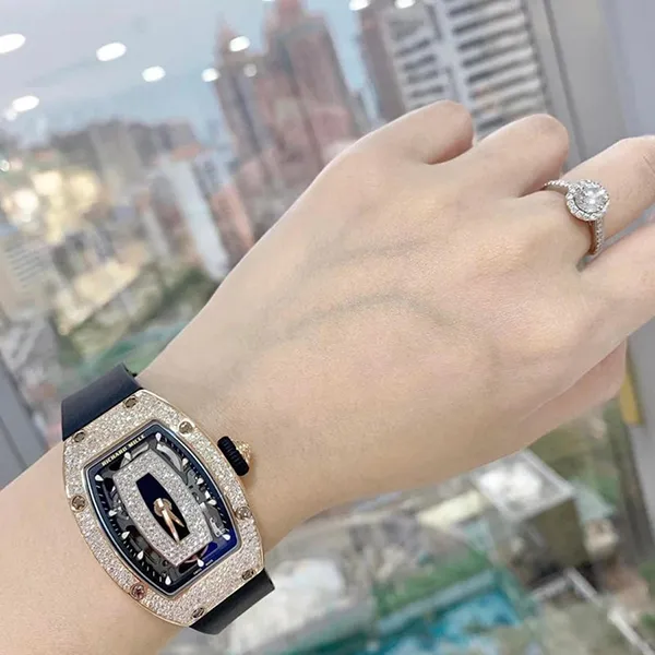 Đồng Hồ Nữ Richard Mille 07-01 Rose Gold Snow Diamonds Màu Vàng Đen