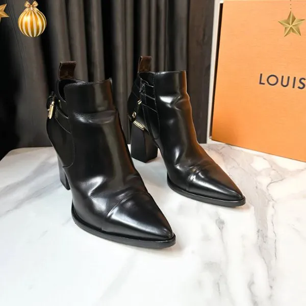 Giày Boot Nữ Louis Vuitton LV Leather Side Zip Short Monogram Black Màu Đen Size 36.5