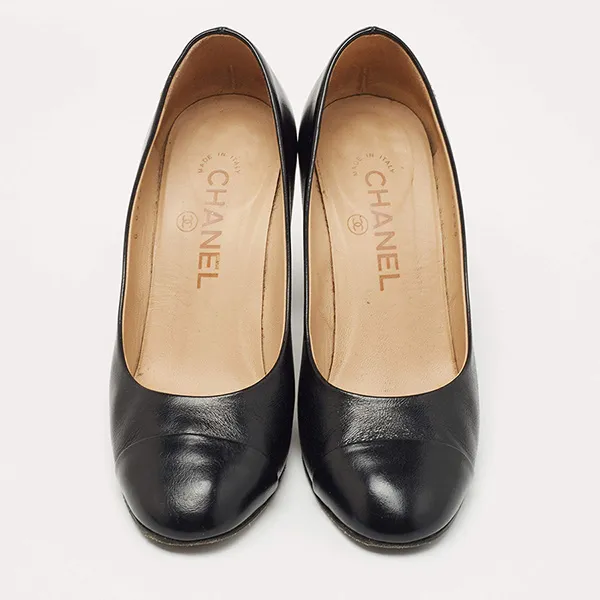 Giày Cao Gót Nữ Chanel Black Leather Cap Toe CC Block Heel Màu Đen Size 35.5