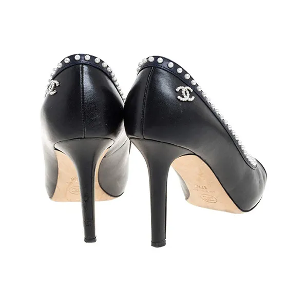Giày Cao Gót Nữ Chanel Black Leather CC Pearl Around Embellished Pump Màu Xanh Đen Size 36.5 - Giày - Vua Hàng Hiệu