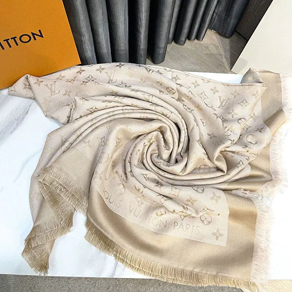 Khăn Quàng Cổ Nữ Louis Vuitton LV Monogram Scarf Màu Vàng Cát