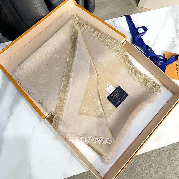 Khăn Quàng Cổ Nữ Louis Vuitton LV Monogram Scarf Màu Vàng Cát
