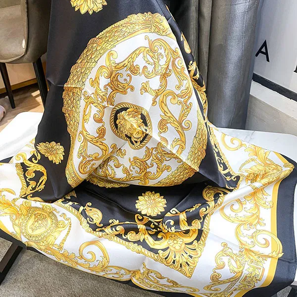 Khăn Nữ Versace Logo Baroque Silk Scarf Màu Đen - Thời trang - Vua Hàng Hiệu