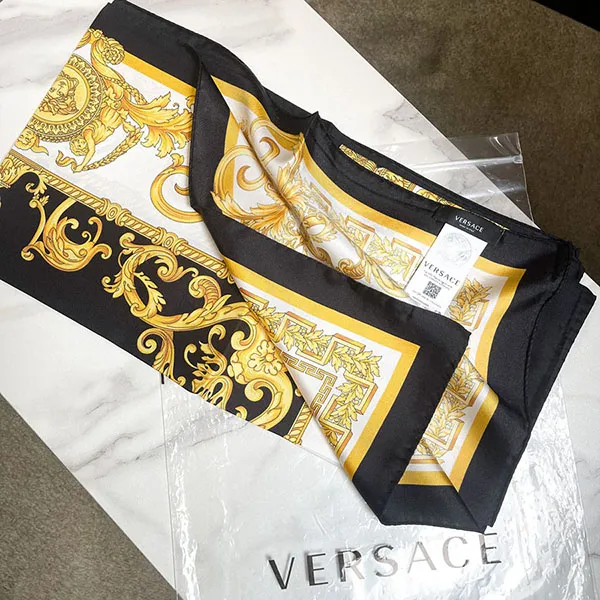 Khăn Nữ Versace Logo Baroque Silk Scarf Màu Đen - Thời trang - Vua Hàng Hiệu