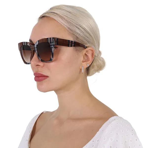 Kính Mát Burberry Kitty Brown Gradient Butterfly Ladies Sunglasses BE4364F 396713 51 Màu Nâu