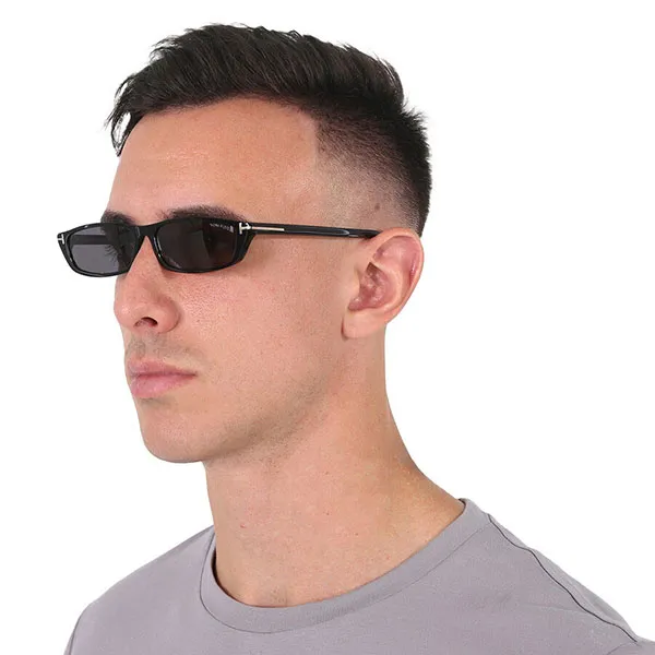 Kính Mát Tom Ford Alejandro Smoke Rectangular Sunglasses FT1058 01A 59 Màu Đen Xám - Kính mắt - Vua Hàng Hiệu