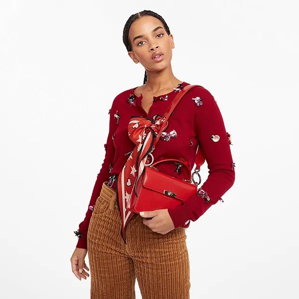 Túi Đeo Vai Nữ Marc Jacobs The Downtown Shoulder Bag Kèm Khăn Màu Đỏ