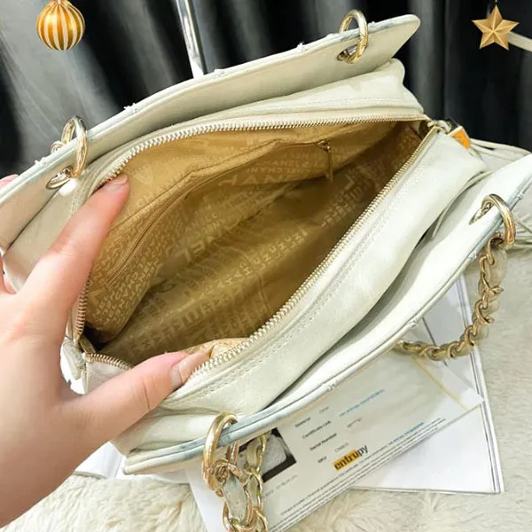 Túi Tote Nữ Chanel Coco Mark Chain Shoulder Bag Màu Trắng