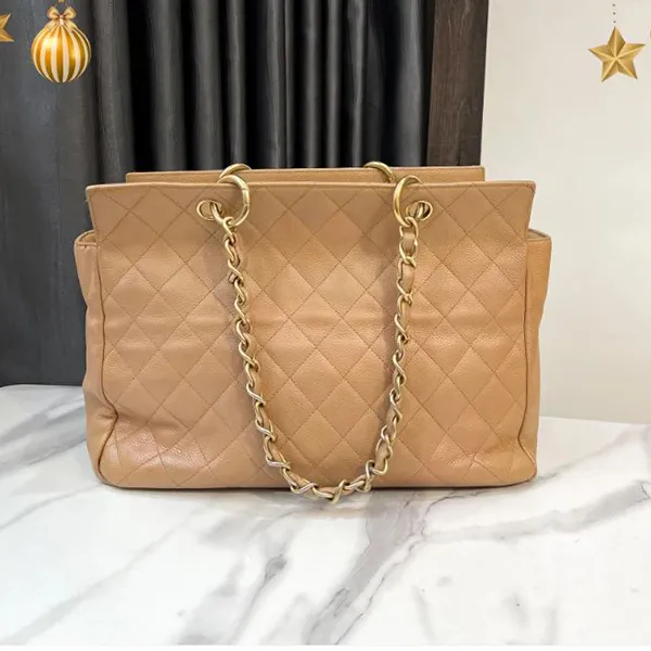 Túi Tote Nữ Chanel Handbag In Beige Quilted Grained Leather Màu Be - Túi xách - Vua Hàng Hiệu