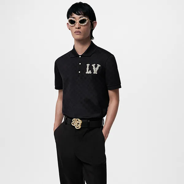 Áo Polo Nam Louis Vuitton LV Black With Logo Embroidered 1AFJEJ Màu Đen