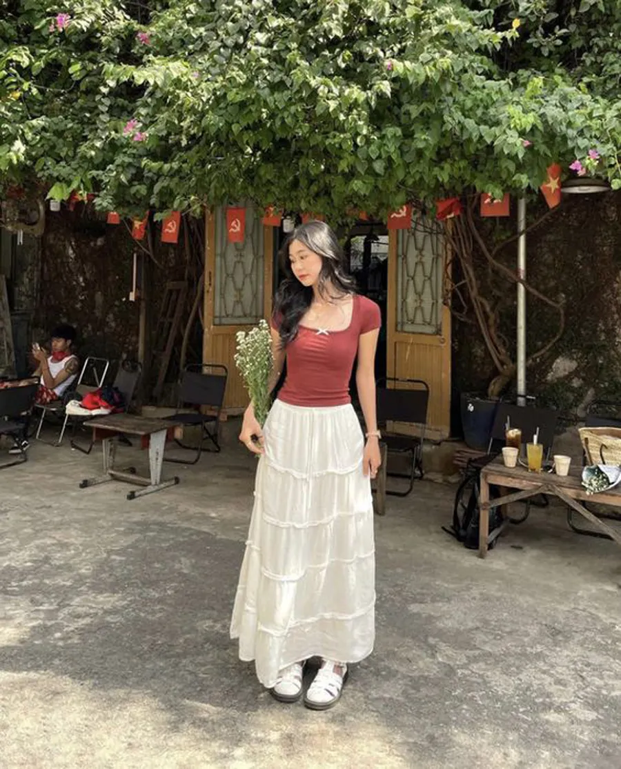 Mua nhiều] Chân váy xòe kiểu vạt lệch ulzzang, chân váy 2 tầng màu trắng  đen hàn quốc, chân váy cho giới trẻ | Shopee Việt Nam