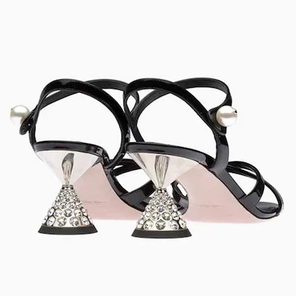 Dép Cao Gót Nữ Miu Miu Crystal Heel Patent Leather Sandals Màu Đen