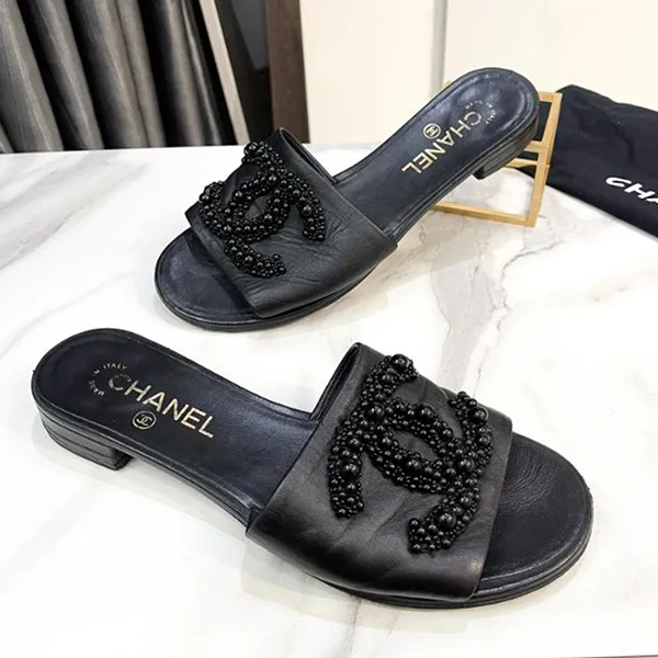Dép Nữ Chanel Lambskin Beaded CC Mules Sandals Màu Đen Size 38 - Dép - Vua Hàng Hiệu