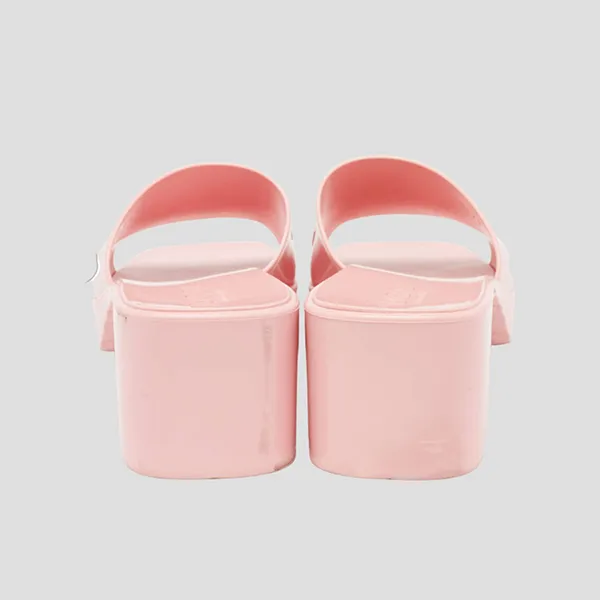 Dép Nữ Gucci Mules With Embossed Logo In Wild Rose Rubber 624730J8700 Màu Hồng