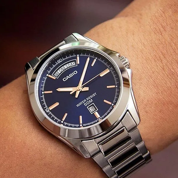 Đồng Hồ Nam Casio MTP-1370D-2AVDF Màu Xanh Bạc