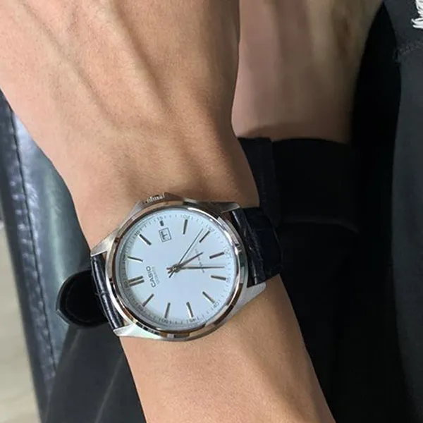 Đồng Hồ Nam Casio Quartz MTP-1183E-7ADF Màu Trắng Đen