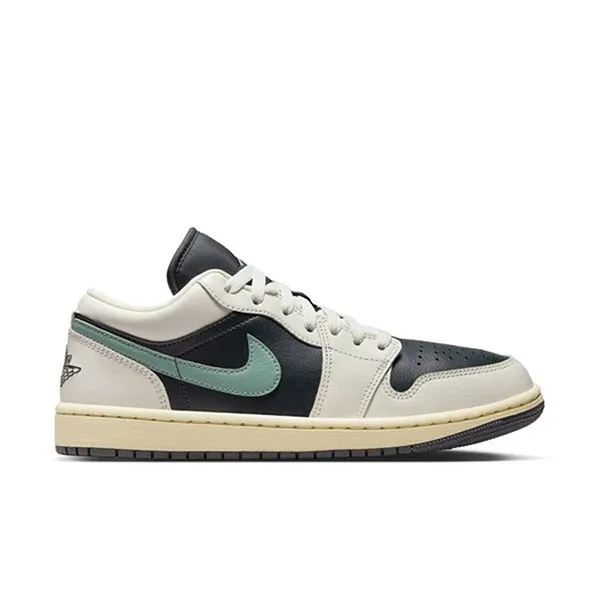 Giày Thể Thao Nike Air Jordan 1 Low Jade Smoke DC0774-001 Phối Màu Size 41 - Giày - Vua Hàng Hiệu