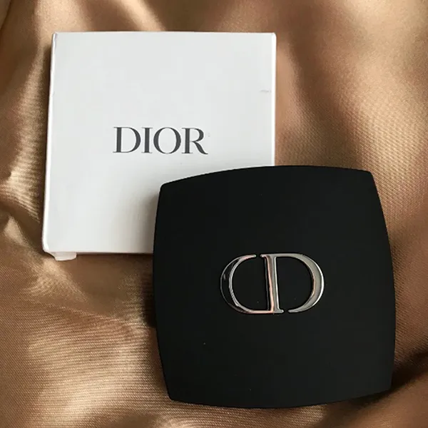 Gương Trang Điểm Nữ Dior Rouge Dior Forever Pocket Mirror Màu Đen