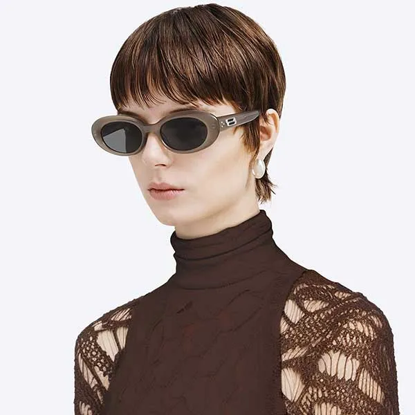 Kính Mát Gentle Monster Molta BRC9 Sunglasses Màu Nâu Xám