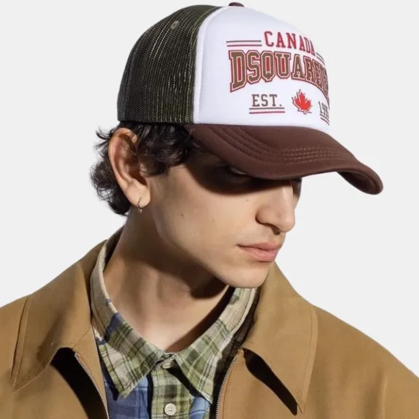 Mũ Dsquared2 Men's Baseball Cap BCM076201Y00291 Màu Trắng/Đỏ