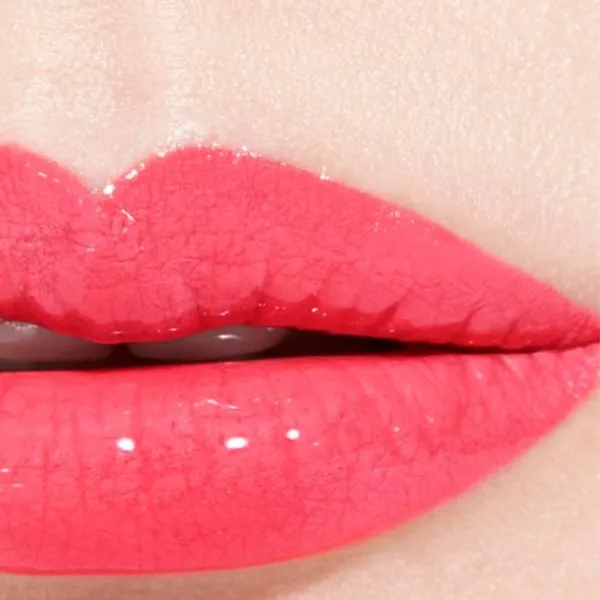 Son Chanel Le Rouge Duo Ultra Tenue Ultrawear Liquid Lip Colour 126 Radiant Pink Màu Hồng Tươi