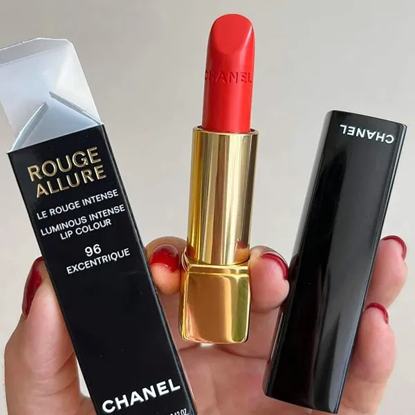 Son Chanel Rouge Allure Velvet 96 Excentrique Màu Cam Tươi 3.5g