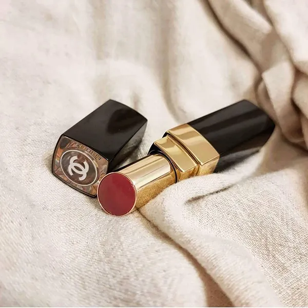 Son Dưỡng Chanel Rouge Coco Flash Hydrating Vibrant Shine Lip Colour-92 Amour Lipstick Màu Đỏ Tươi - Son Môi - Vua Hàng Hiệu