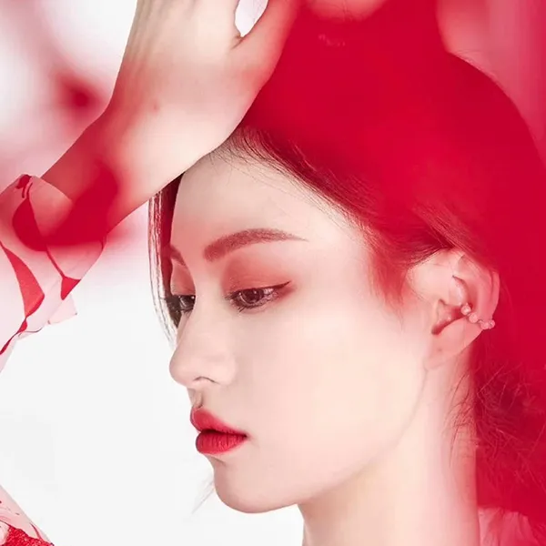 Son Tom Ford Lip Color Satin Matte 92 Charmed Lipstick Màu Đỏ Cherry - Son Môi - Vua Hàng Hiệu