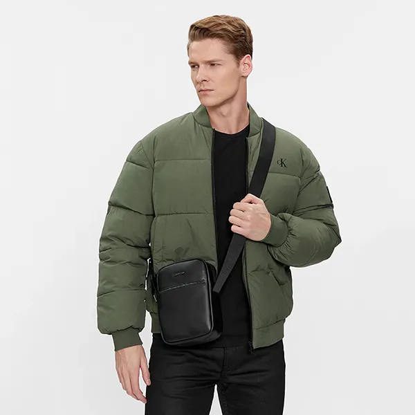 Túi Đeo Chéo Nam Calvin Klein CK Bag K50K511240_NEBEH Màu Đen