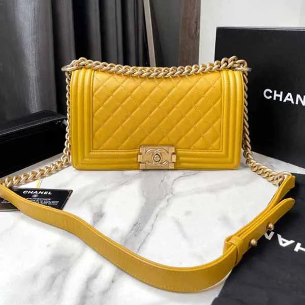 Túi Đeo Chéo Nữ Chanel Boy Lambskin Chain Shoulder Bag Yellow Gold Hardware Màu Vàng - Túi xách - Vua Hàng Hiệu