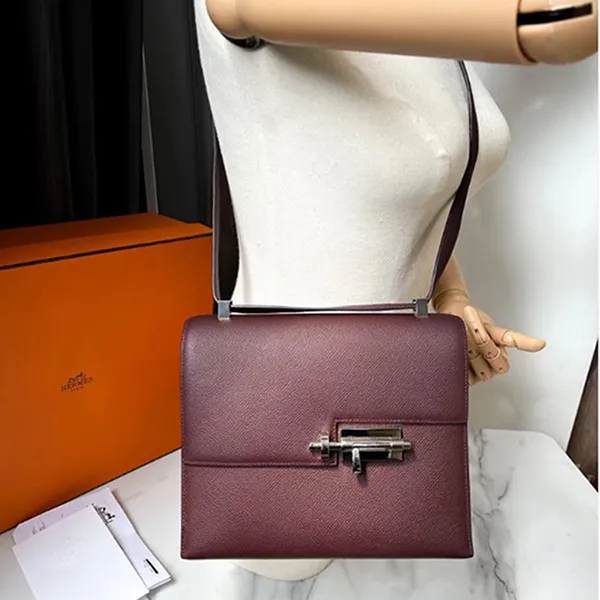 Túi Đeo Chéo Nữ Hermès Pre-Owned Burgundy Leather Crossbody Bag Màu Đỏ Đô - Túi xách - Vua Hàng Hiệu