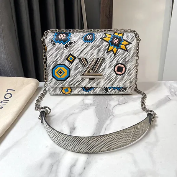 Túi Đeo Chéo Nữ Louis Vuitton LV Twist MM Epidenim Leather M50824 Bron Gris 2way Handbag Shoulder Bag Màu Xám - Túi xách - Vua Hàng Hiệu
