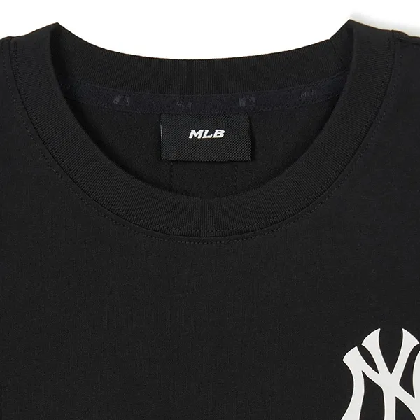 Áo Phông Nữ MLB Basic Small Logo New York Yankees Crop T-Shirts 3FTSB1743-50BKS Màu Đen Size S - 3