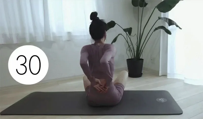 Bài tập thu nhỏ bắp tay trong 14 ngày giúp nàng diện váy dây tự tin hơn - 8