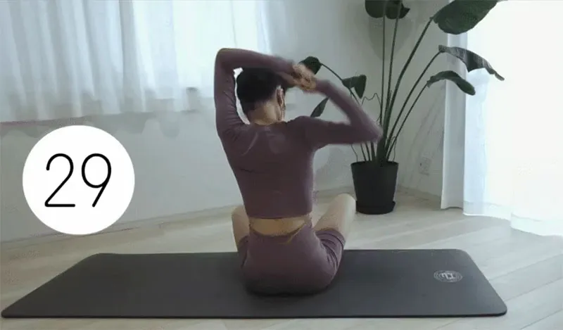 Bài tập thu nhỏ bắp tay trong 14 ngày giúp nàng diện váy dây tự tin hơn - 9